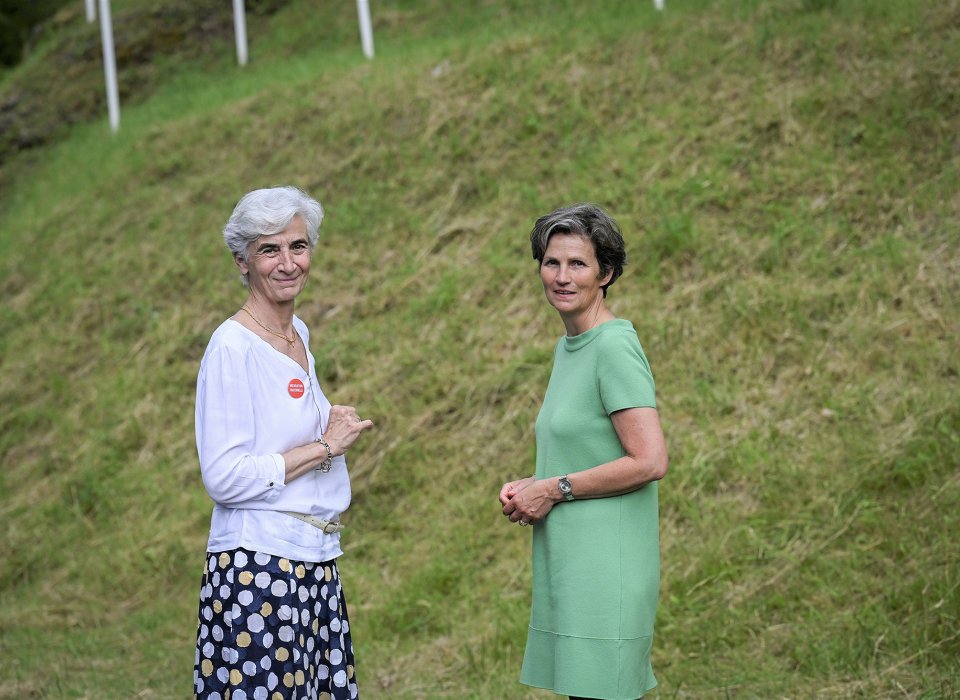 Véronique Fayet (à gauche) passe le relais à Véronique Devise à la présidence nationale du SC-CF.